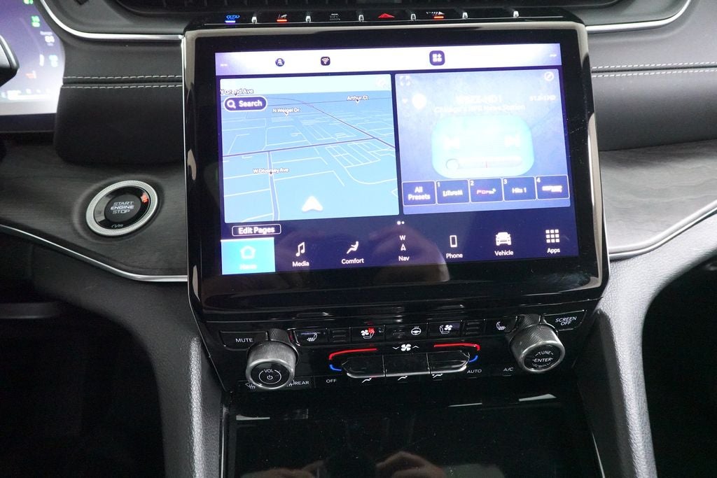 2022 Jeep Grand Cherokee 4xe Overland