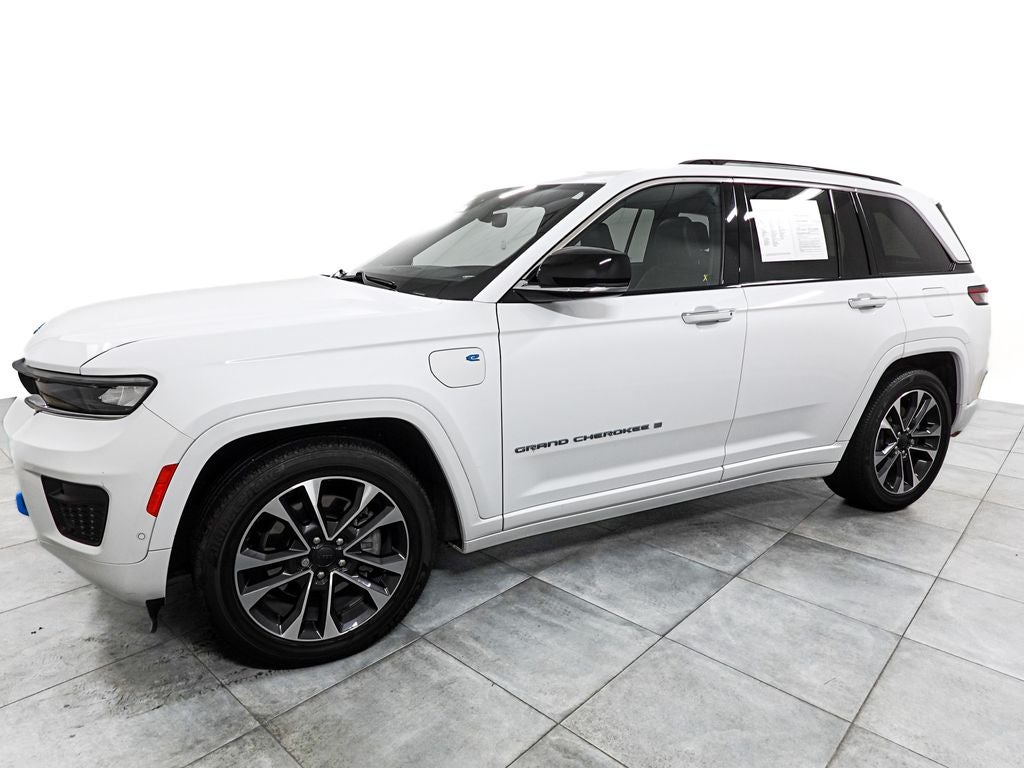 2022 Jeep Grand Cherokee 4xe Overland