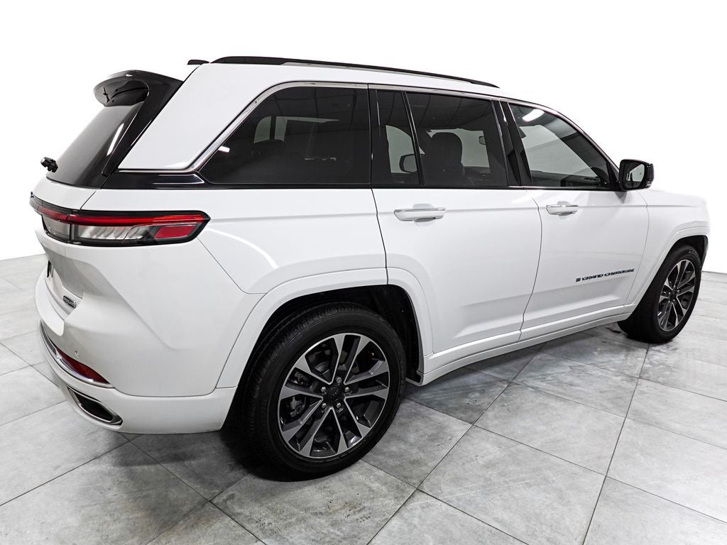 2022 Jeep Grand Cherokee 4xe Overland