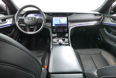 2022 Jeep Grand Cherokee 4xe Overland