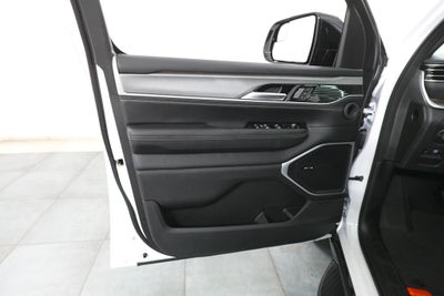 2026 Jeep Grand Wagoneer L 4x4