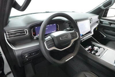 2026 Jeep Grand Wagoneer L 4x4