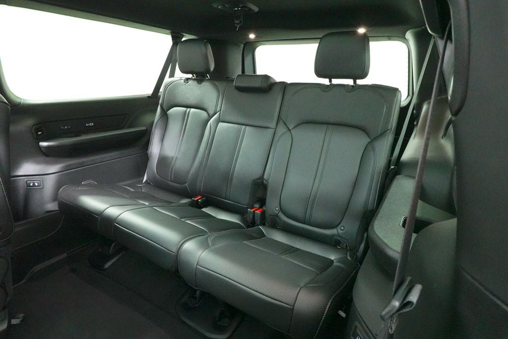 2026 Jeep Grand Wagoneer L 4x4