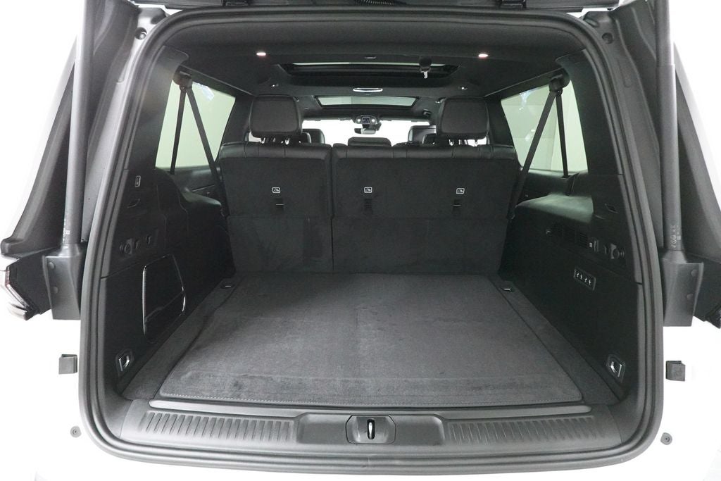 2026 Jeep Grand Wagoneer L 4x4
