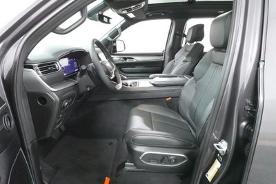 2026 Jeep Grand Wagoneer L 4x4