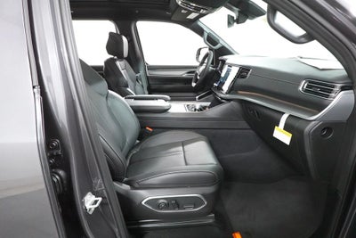 2026 Jeep Grand Wagoneer L 4x4