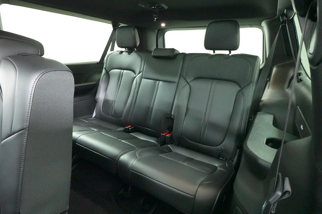 2026 Jeep Grand Wagoneer L 4x4