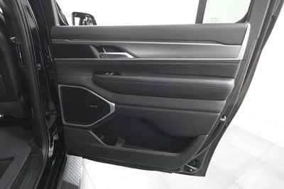 2026 Jeep Grand Wagoneer L 4x4