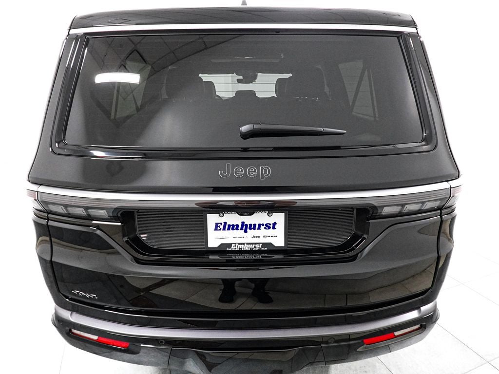 2026 Jeep Grand Wagoneer L 4x4