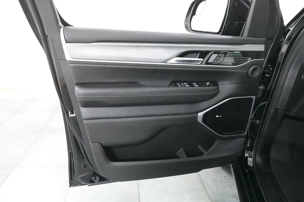 2026 Jeep Grand Wagoneer L Limited Altitude