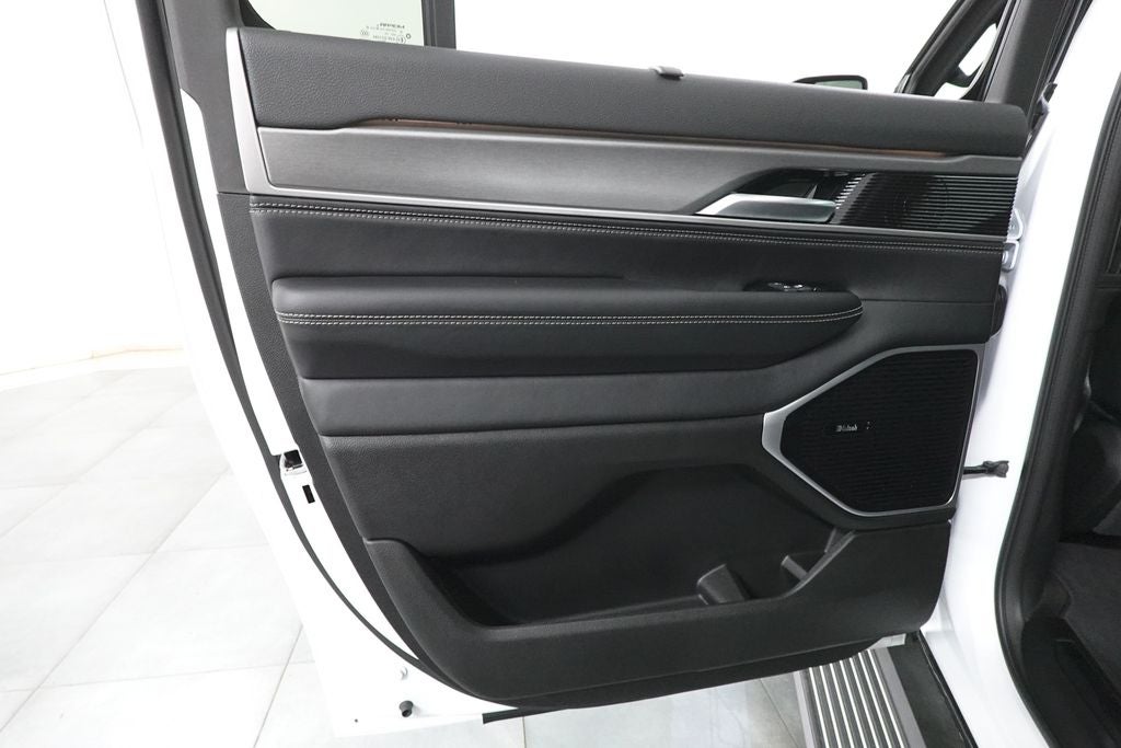 2026 Jeep Grand Wagoneer L Limited Reserve