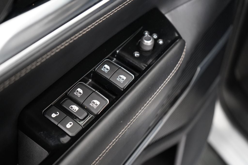 2024 Jeep Grand Wagoneer L Series II