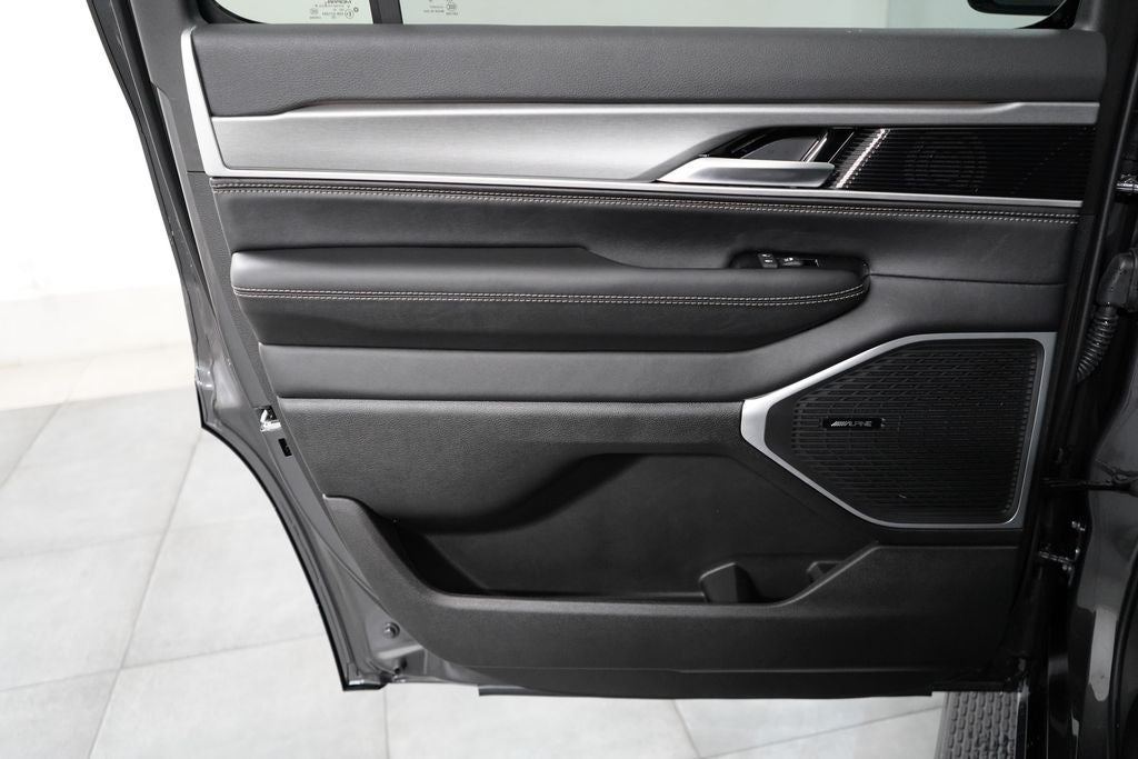 2026 Jeep Grand Wagoneer Upland