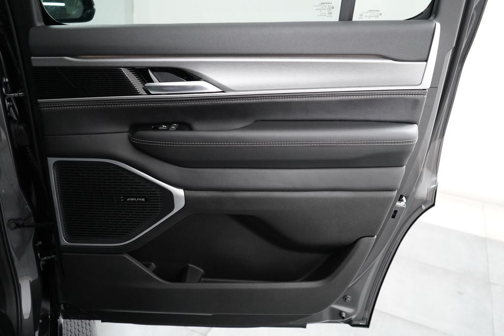 2026 Jeep Grand Wagoneer Upland