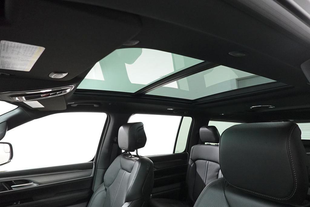 2026 Jeep Grand Wagoneer 4x4