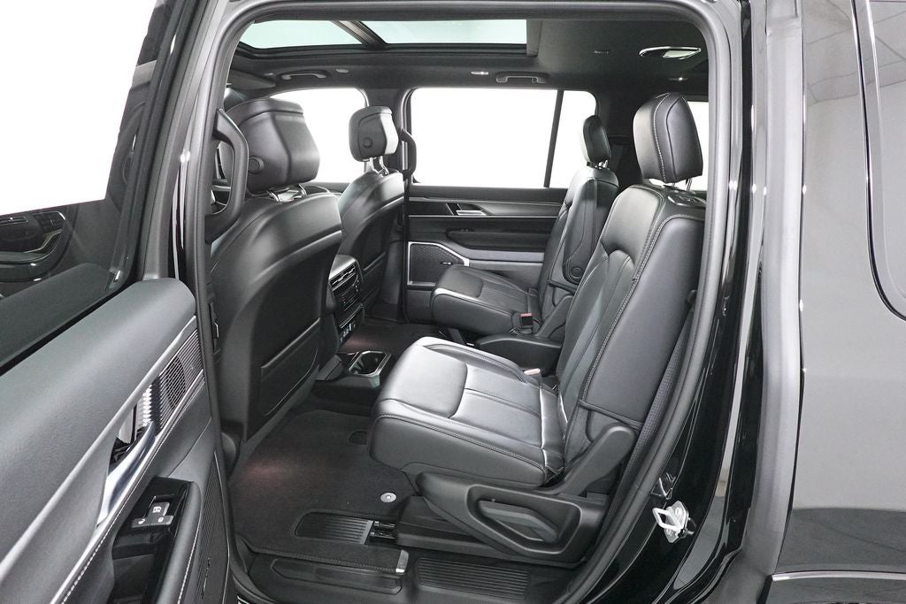 2026 Jeep Grand Wagoneer 4x4