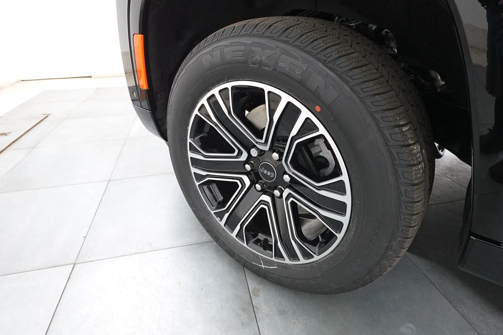 2026 Jeep Grand Wagoneer 4x4