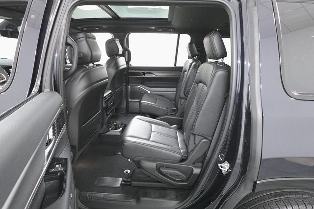 2025 Jeep Wagoneer Series II