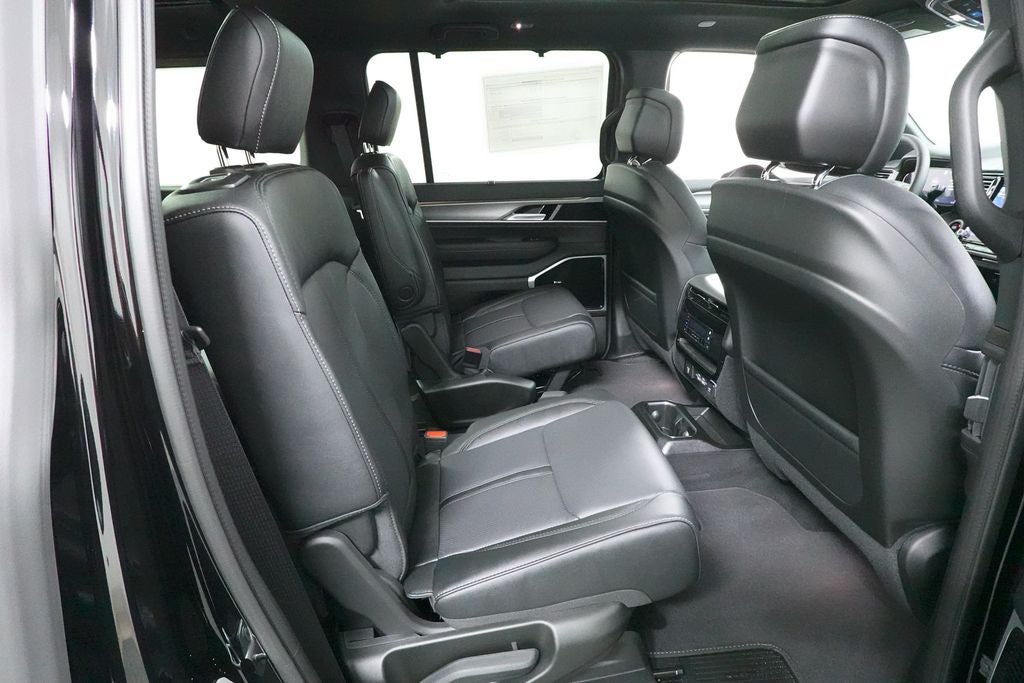 2026 Jeep Grand Wagoneer Limited Reserve