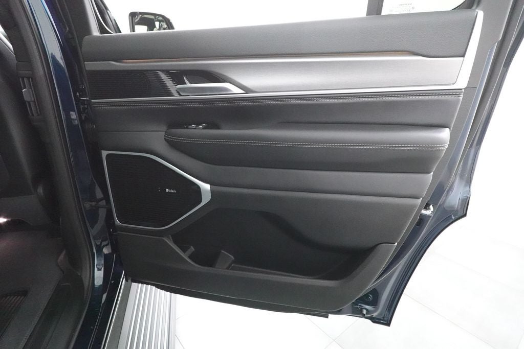 2026 Jeep Grand Wagoneer Limited Altitude