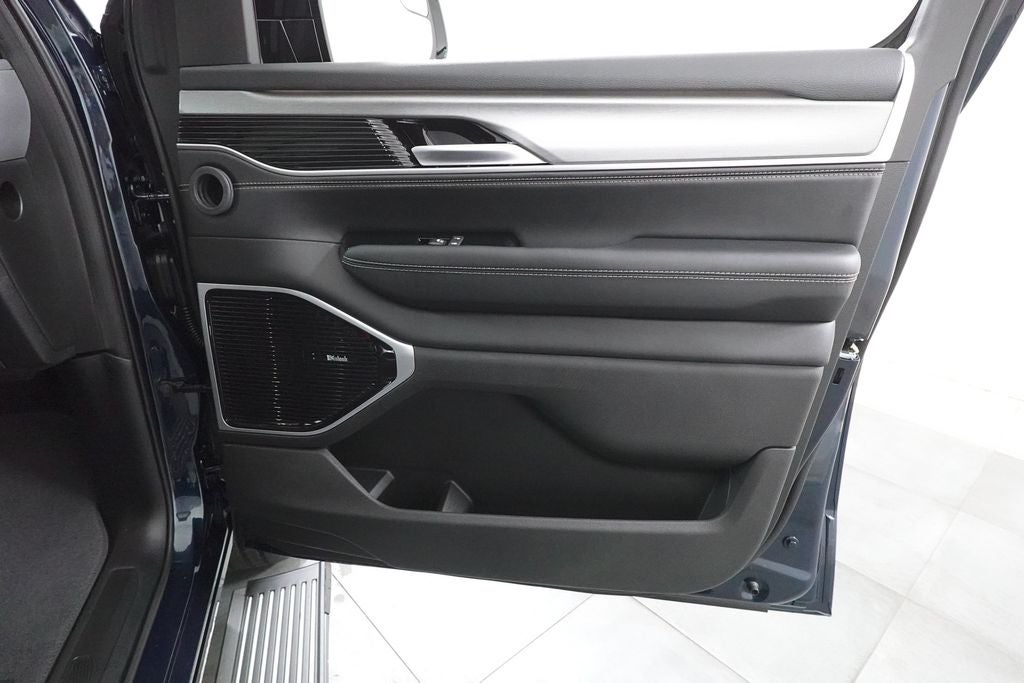2026 Jeep Grand Wagoneer Limited Altitude