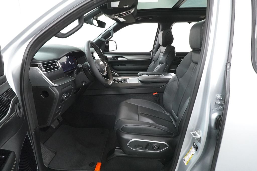 2026 Jeep Grand Wagoneer Limited Reserve