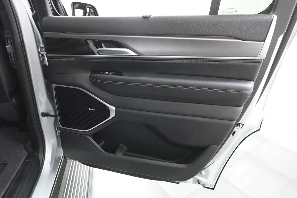 2026 Jeep Grand Wagoneer Limited Reserve