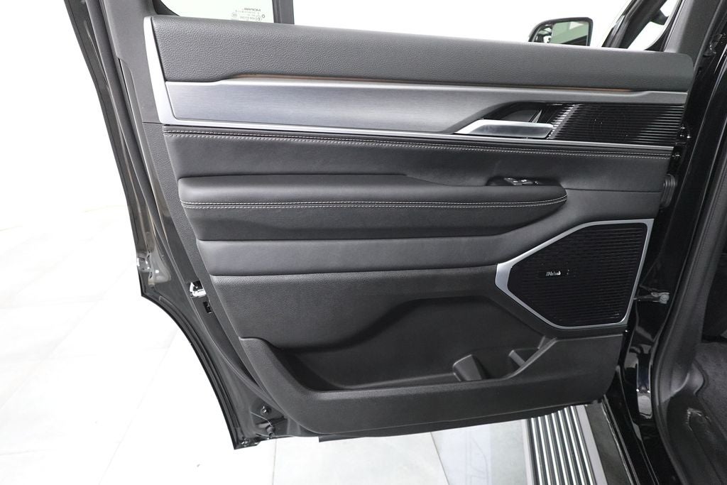 2026 Jeep Grand Wagoneer Limited Altitude