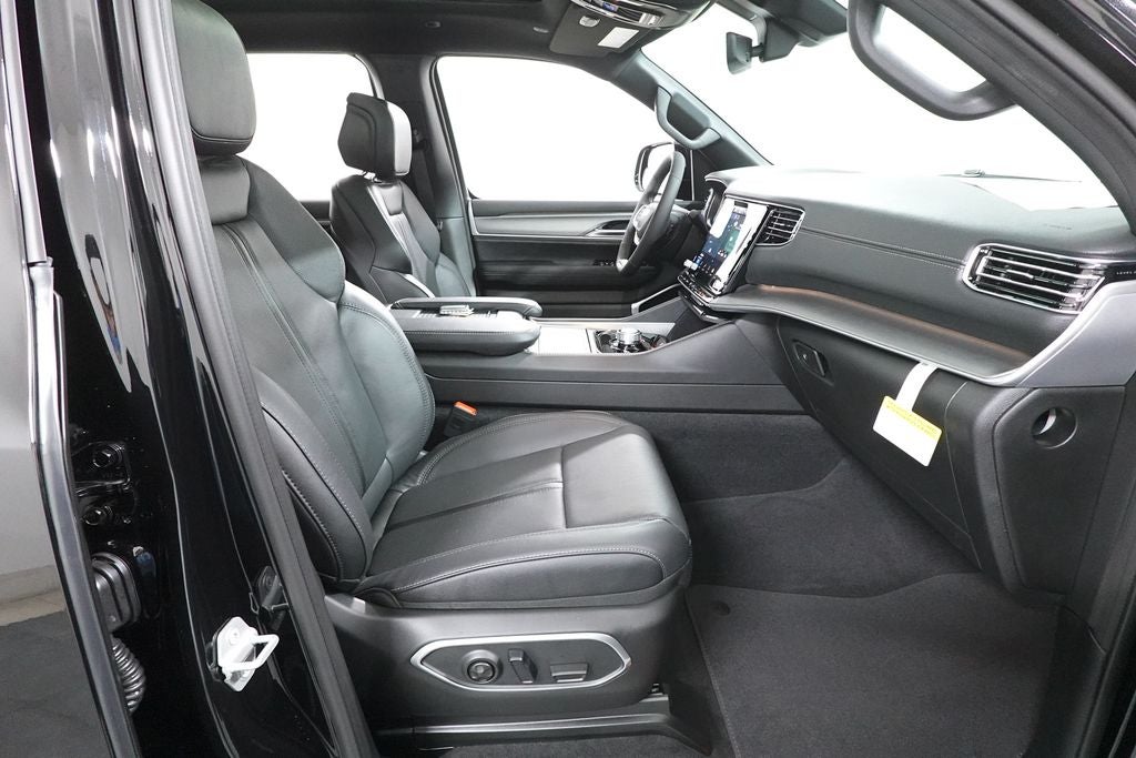 2026 Jeep Grand Wagoneer Limited Altitude