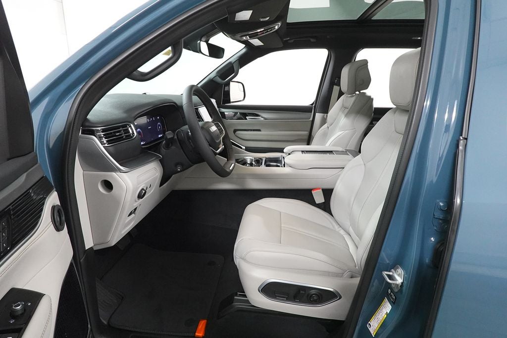 2026 Jeep Grand Wagoneer Limited Altitude