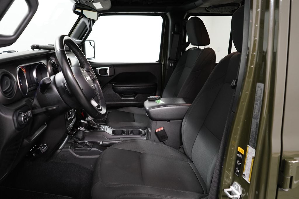 2022 Jeep Gladiator Sport S