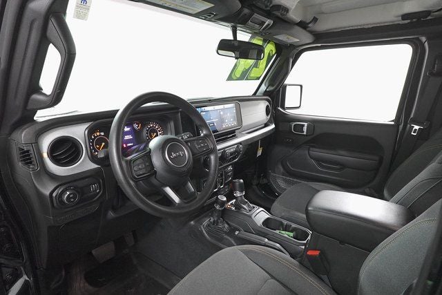 2024 Jeep Gladiator Nighthawk