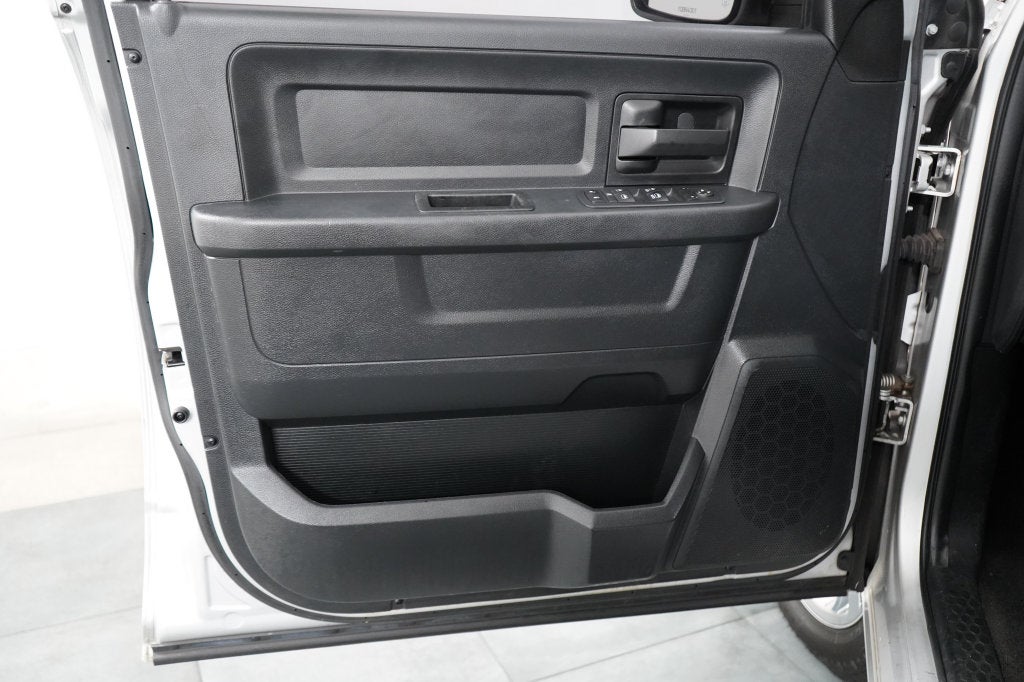 2017 RAM 1500 Base