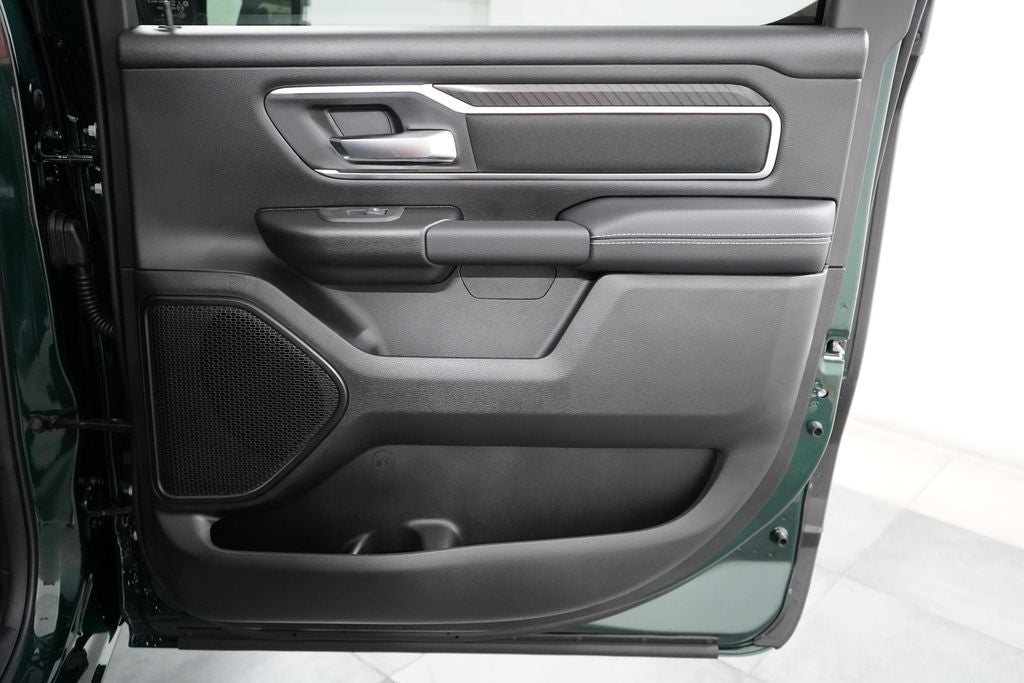 2027 RAM 1500 Big Horn