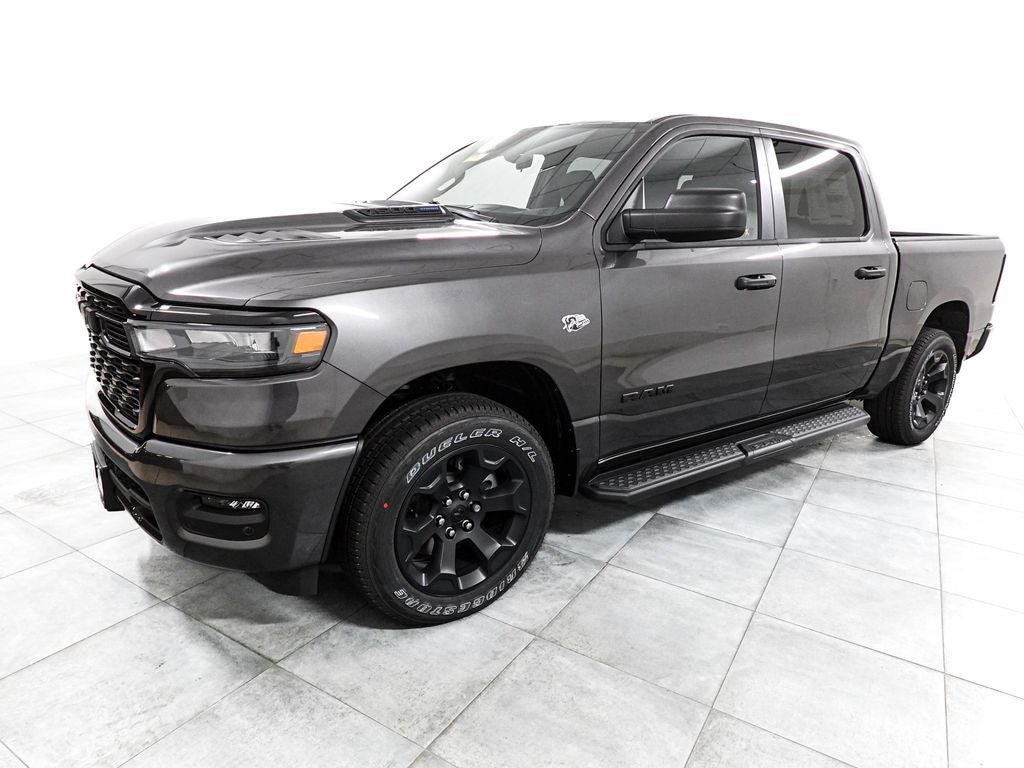 2026 RAM Ram 1500 RAM 1500 EXPRESS CREW CAB 4X4 5'7' BOX