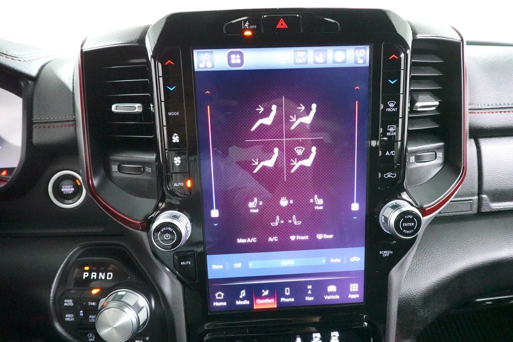 2025 RAM 1500 Base