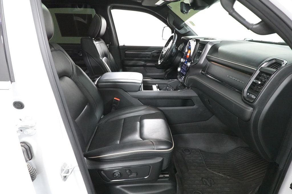 2022 RAM 1500 Base