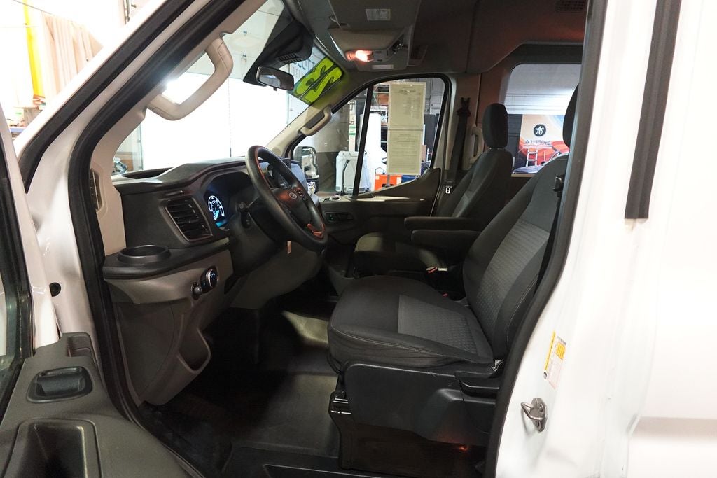 2020 Ford Transit Passenger Wagon XL