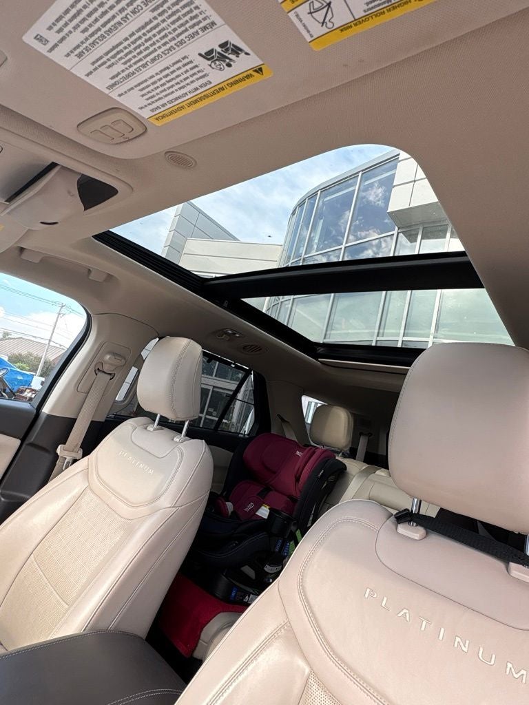2021 Ford Explorer Platinum