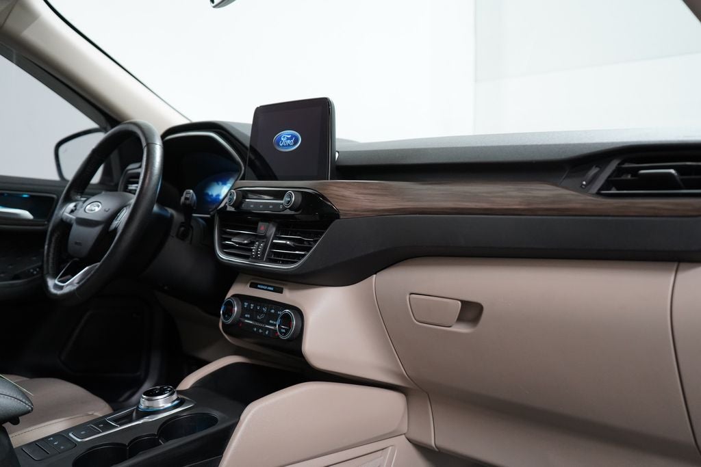 2020 Ford Escape Hybrid Titanium Hybrid