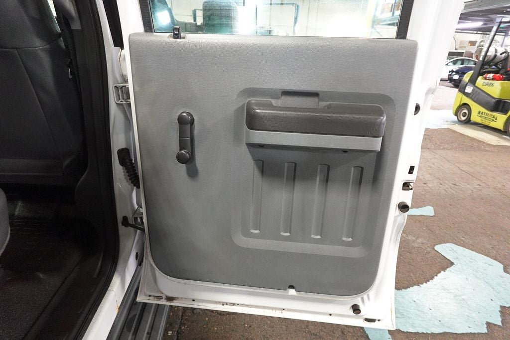 2013 Ford Super Duty F-350 SRW Pickup XL