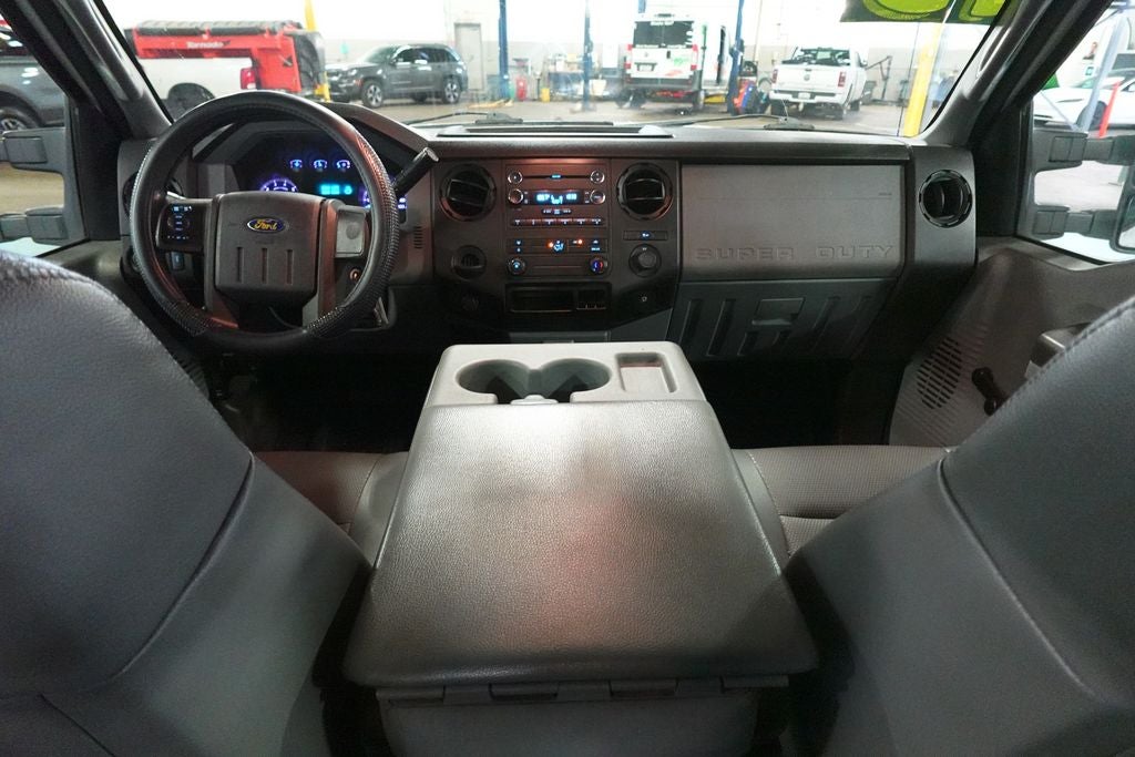 2013 Ford Super Duty F-350 SRW Pickup XL