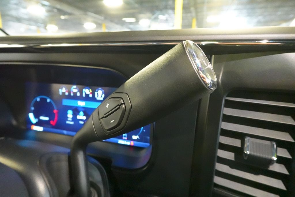 2023 Ford Super Duty F-350 SRW Pickup Lariat TREMOR