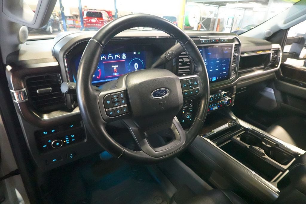 2023 Ford Super Duty F-350 SRW Pickup Lariat TREMOR