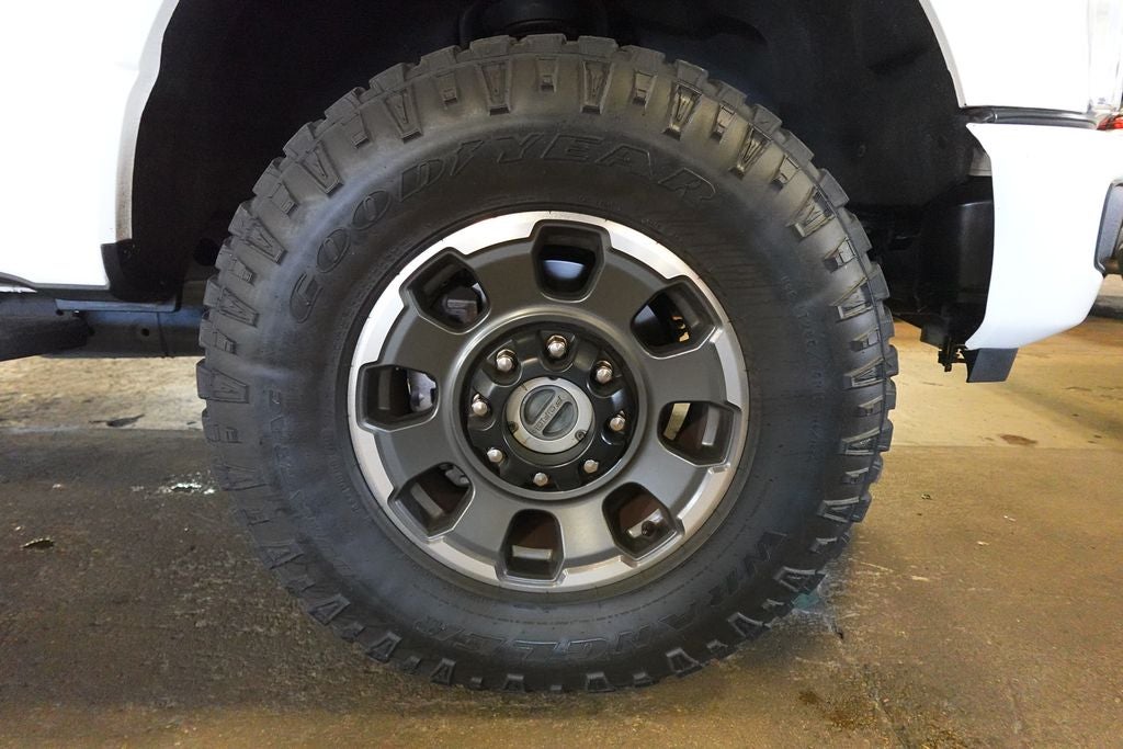 2023 Ford Super Duty F-350 SRW Pickup Lariat TREMOR