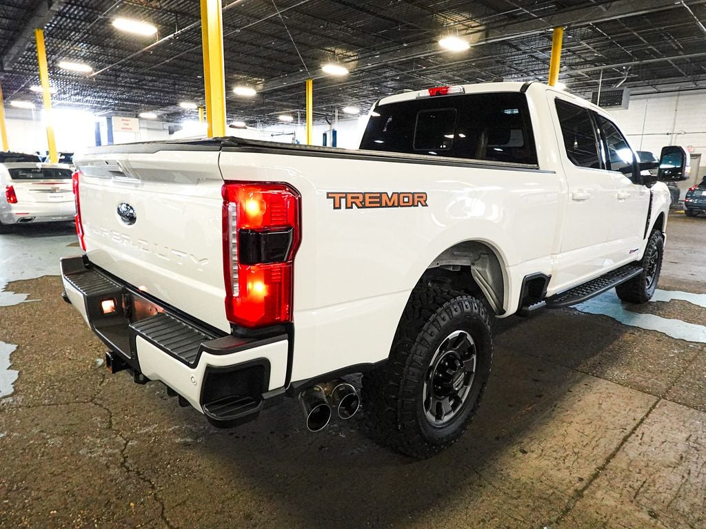 2023 Ford Super Duty F-350 SRW Pickup Lariat TREMOR