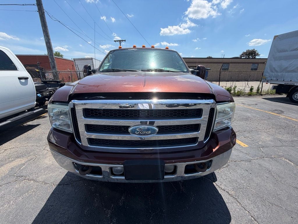 2005 Ford Super Duty F-350 DRW Lariat