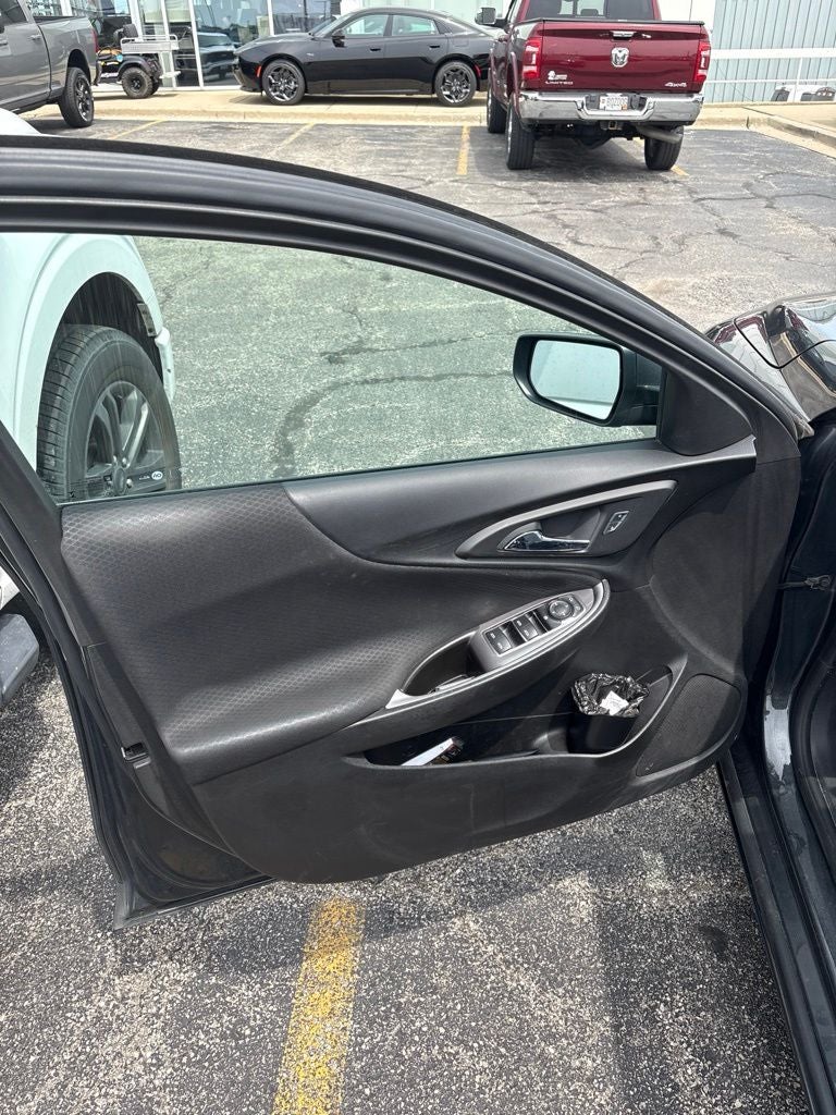 2017 Chevrolet Malibu LS
