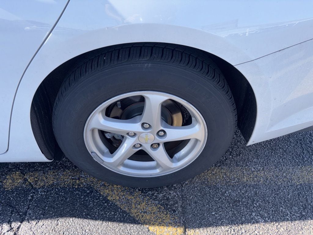 2016 Chevrolet Malibu LS 1LS