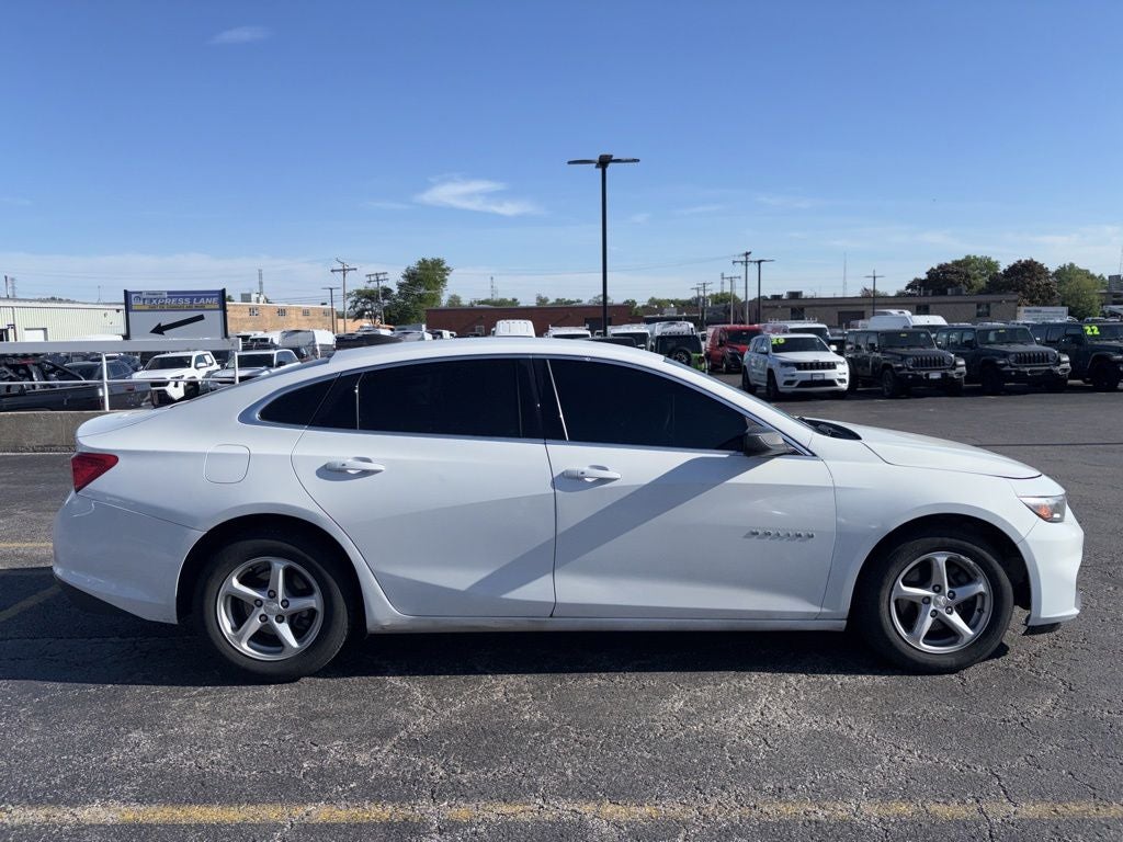 2016 Chevrolet Malibu LS 1LS
